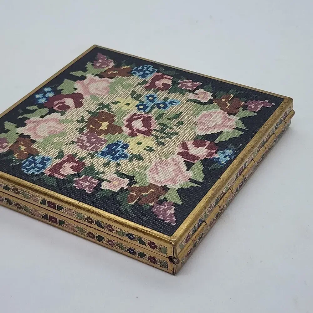 Vintage Volupte Leakproof Compact Needlepoint Look Floral Mirror Gold Tone USA